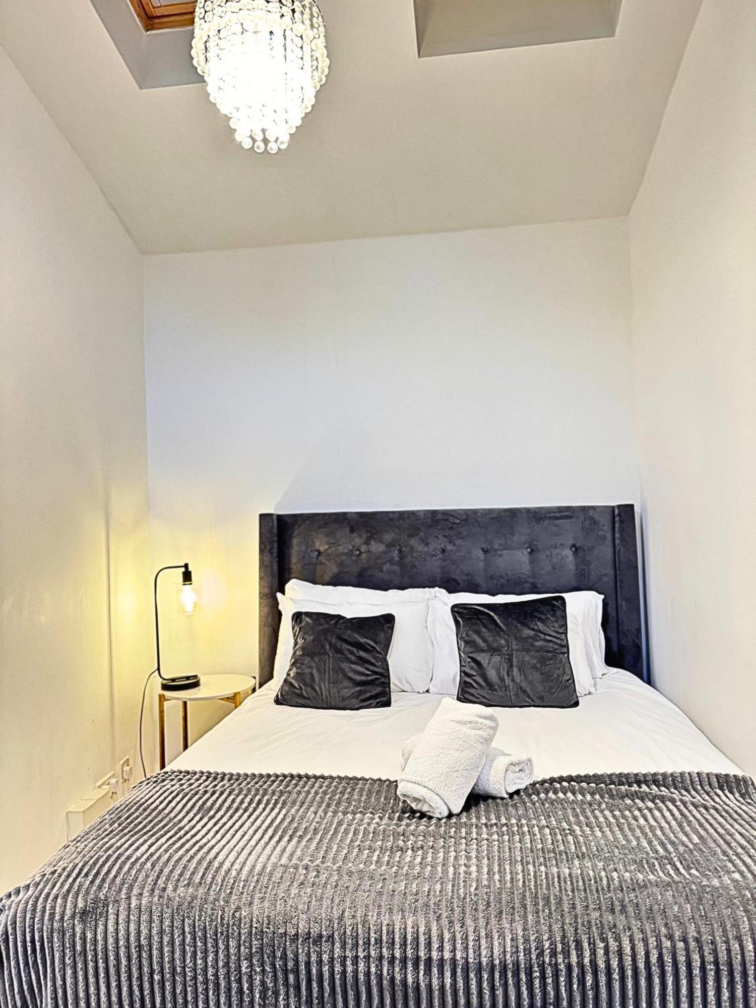 The Heart Of Kensington Mews - 3 Bedrooms House-Private Entrance-Hyde Park Walk Away-Green Park 9 Minutes Underground- The Best Of London With Glamour Of Kensington Ngoại thất bức ảnh